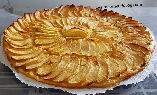Tarte fine aux pommes et compote